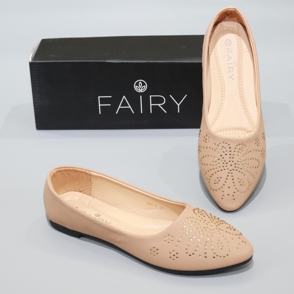 ภาพสินค้ารองเท้า 888-2 รองเท้าส้นแบน ติดเพชร FAIRY รุ่น 888-2 จากร้าน fairyfine บน Shopee ภาพที่ 3