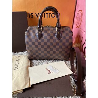 Used like new Lv speedy ban 25 dc15