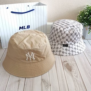 MLB Monogram Reversible Bucket Hat New York Yankees หมวกปีกสีเบจ โลโก้ NY