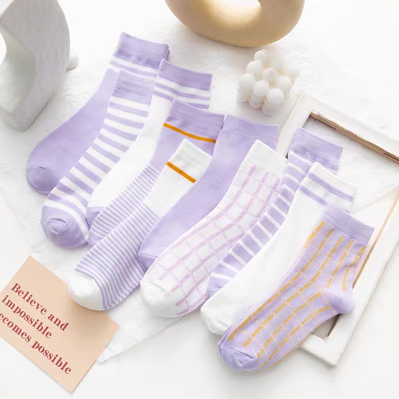 lavender-socks-ถุงเท้าสีม่วง-มินิมอล-ถุงเท้ายาวถึงข้อ