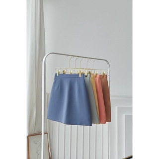 ภาพหน้าปกสินค้าBasic A mini skirt by Techinee_brand กระโปรงทรงเอ กลุ่มสีใหม่ ที่เกี่ยวข้อง