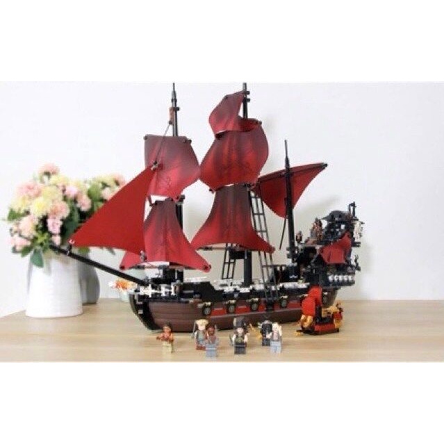 ss-toys-เลโก้-เรือ-19002-เรือโจรสลัด-ไพรเวท-ออฟ-เดอะ-คาริเบียน-queen-anne-จำนวน1154ชิ้น