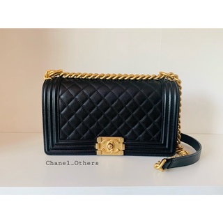 chanel boy10 black caviar holo28