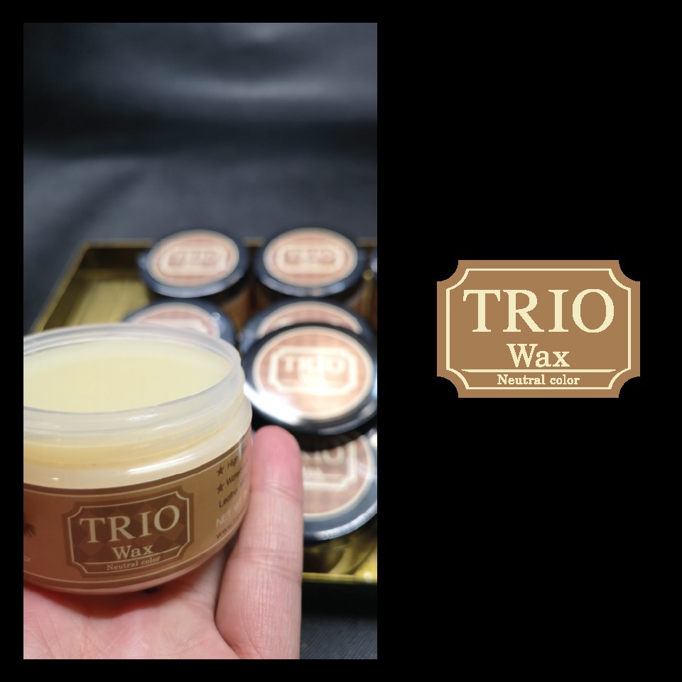 ภาพหน้าปกสินค้าTriowax+แปรงขนม้าขนาดXL (ชุด A1) Triowax ครีมขัดหนังกระเป๋า บำรุงเครื่องหนัง ดียิ่งกว่าครีมไขปลาวาฬและDubbin จากร้าน kiikeeppp บน Shopee