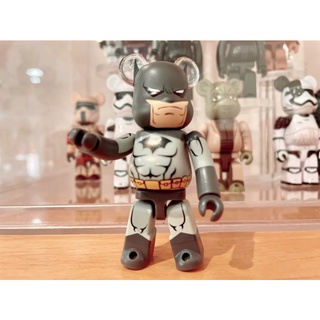 (ของแท้) Be@rbrick Series 43 Hero: Batman HUSH (Bearbrick)