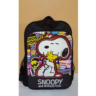 กระเป๋าเป้สะพายหลังลาย Snoopy and woodstock สีดำ