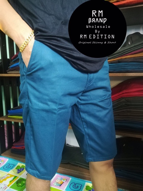 ภาพหน้าปกสินค้ากางเกงขาสั้นผู้ชาย เอวขอบ เอว28-40 มีมากกว่า20สี จากร้าน rmshort บน Shopee
