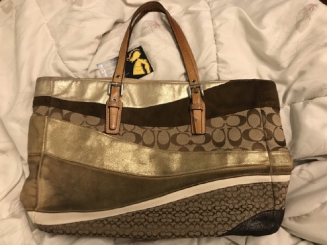 coach-handbag