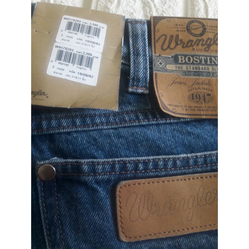 wrangler-ทรง-bostin-กางเกงยีนส์ผู้ชาย-เอวปกติ-ไซส์27x31-สียีนส์-รหัสw917s203