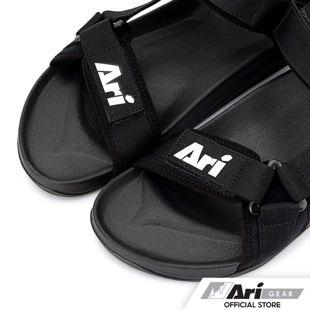 ari-urban-sandals-black-white-รองเท้าแตะรัดส้น-อาริ-urban-sandals-สีดำ