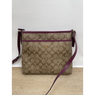 กระเป๋าสะพายข้าง COACH FILE CROSSBODY IN SIGNATURE CANVAS #F29210 ลายซีสีน้ำตาล สายสีม่วง