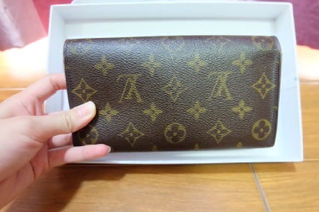 lv-sarah-wallet-07