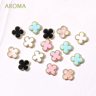 สินค้า Aroma เครื่องประดับเพชรเทียม รูปใบโคลเวอร์สี่แฉก 3D สีดํา และสีขาว สําหรับตกแต่งเล็บ DIY