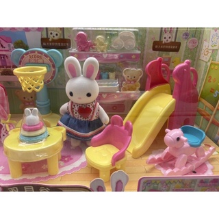 ภาพขนาดย่อของภาพหน้าปกสินค้าของเล่นเด็ก กระต่ายซิลวาเนี่ยน ชุดครอบครัวสวนสนุก สไลเดอร์ Slynvanian จากร้าน gogobabysrinakarin บน Shopee ภาพที่ 1