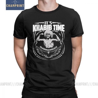 เสื้อยืดผ้าฝ้ายพิมพ์ลายคลาสสิก เสื้อยืดแขนสั้น คอกลม พิมพ์ลายกราฟฟิค Khabib Nurmagomedov MMA Fighter Dagestan Russia สไต