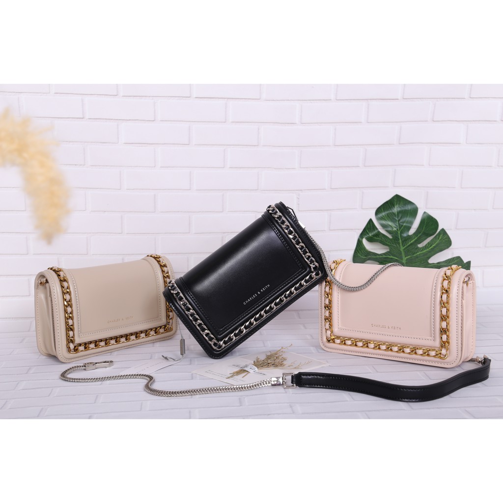 Charles and keith chain detail clutch sale