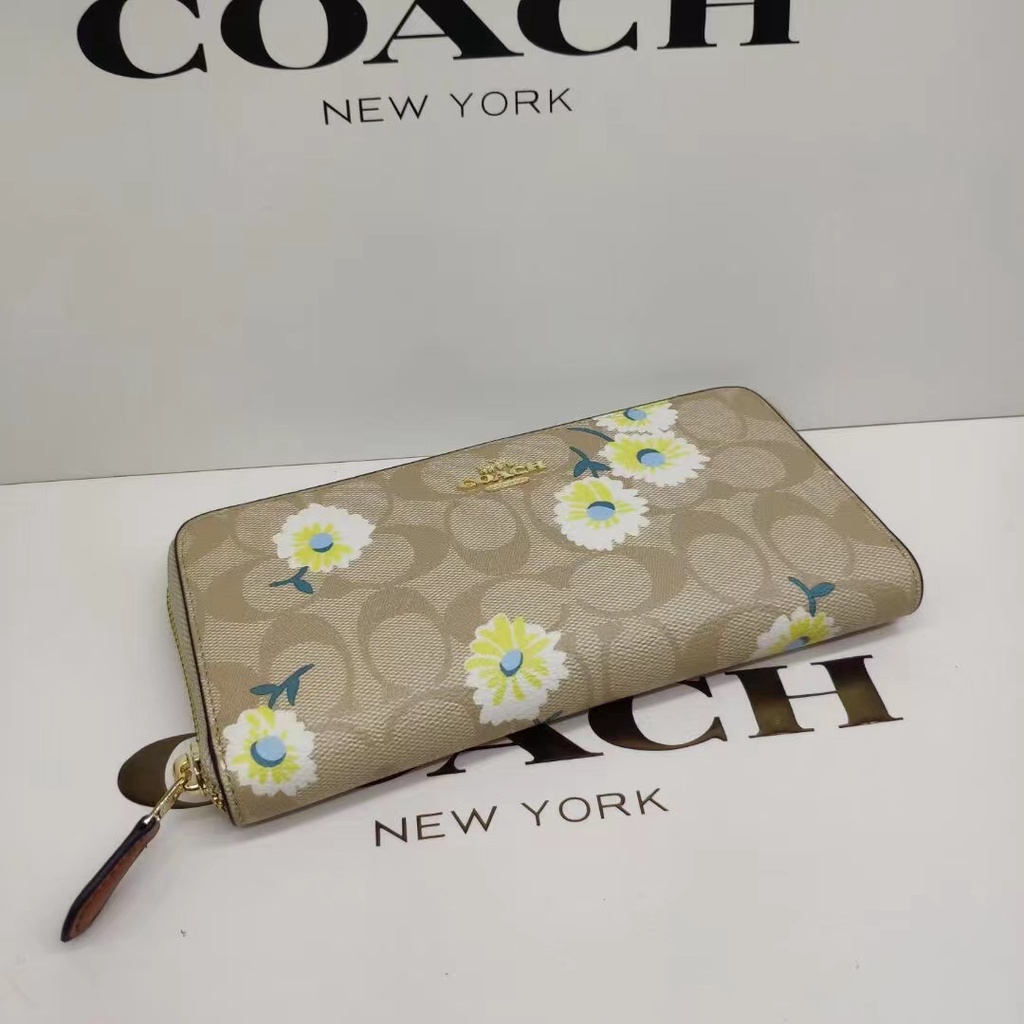 coach-c3370-กระเป๋าสตางค์ยาวผู้หญิงซิปแอคคอร์-3370