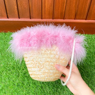 กระเป๋าสาน แต่งขนฟรุ้งฟริ้ง สีชมพู รุ่น Flamingo Bag : Aquamary