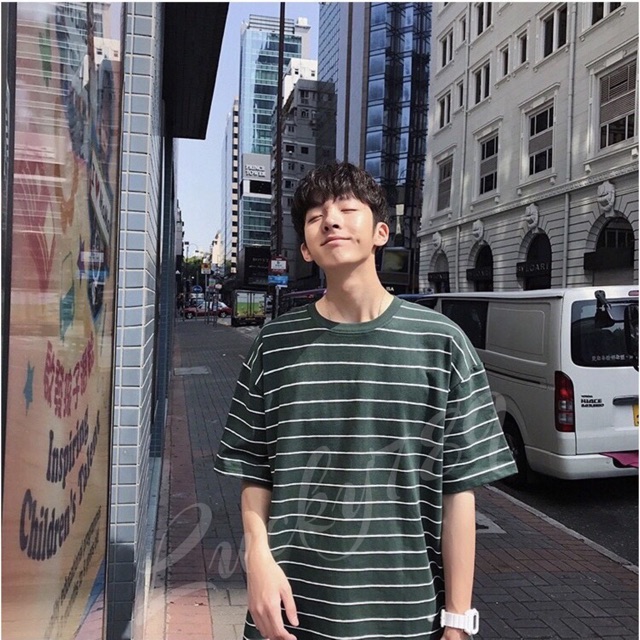 ภาพสินค้าพร้อมส่ง  เสื้อยืด Oversize ลายริ้ว สไตล์เกาหลี (ใส่ได้หญิงชาย) No.168 จากร้าน pc4289 บน Shopee ภาพที่ 3