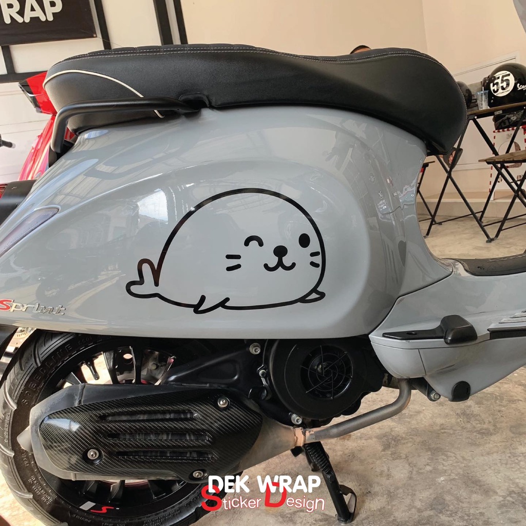 สติกเกอร์อุ๋งอุ๋ง-ติดข้างรถvespa