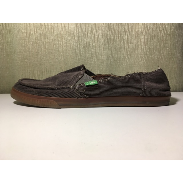 Sanuk shuffle store