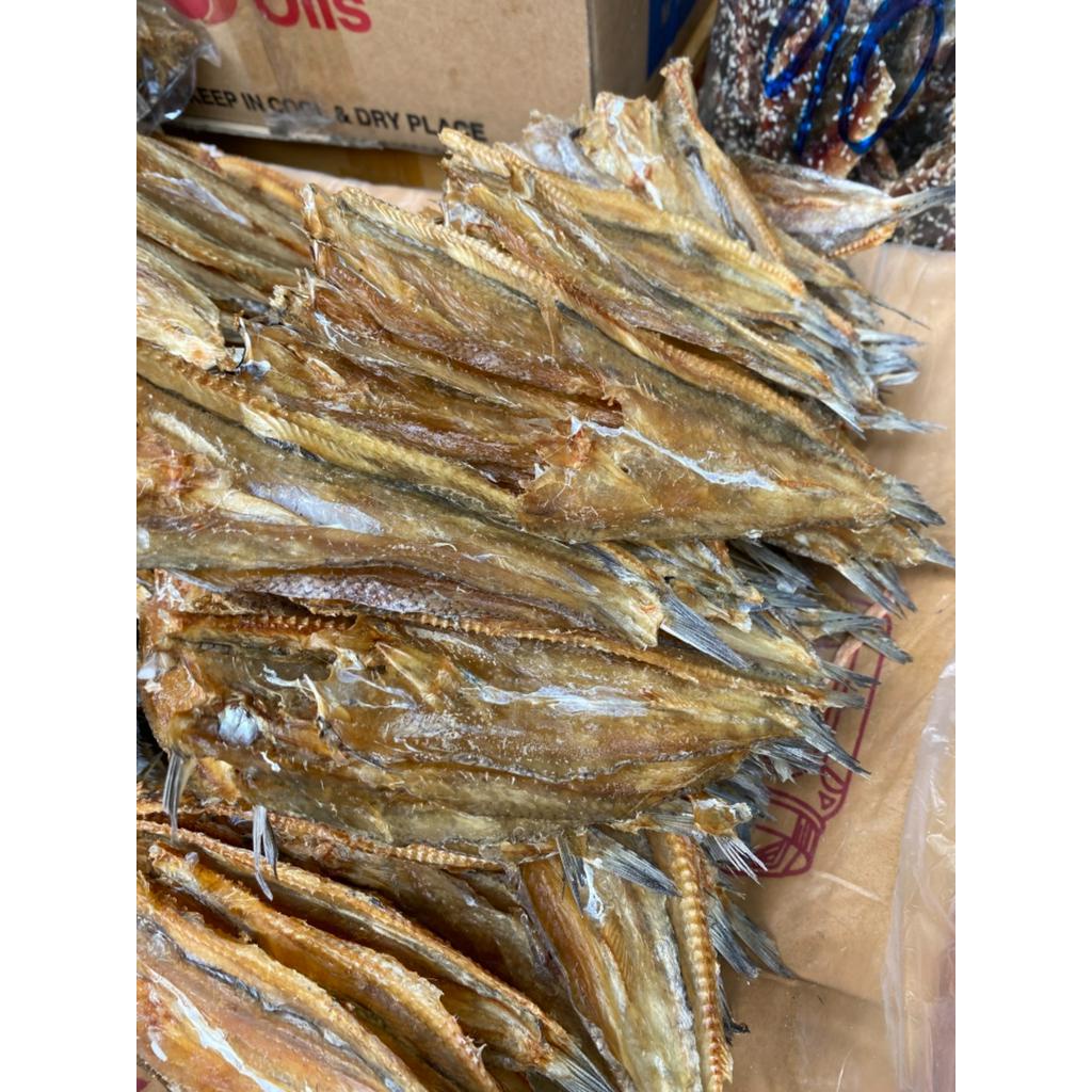 ภาพสินค้าปลาช่อนทะเลขนาดเล็ก นน 500 กรัม ราคาพิเศษ แม่แขทะเลแห้ง /จัดส่ง บางเล็ก ครึ่งโล// จากร้าน khaeseafoodsmahachai บน Shopee ภาพที่ 1