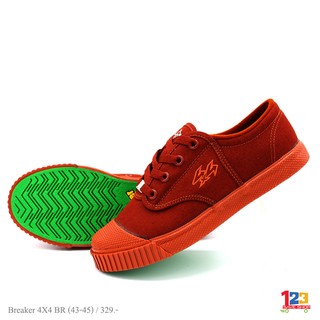 รองเท้าผ้าใบนักเรียน Breaker 4X4  ไซส์ 43-45 สีน้ำตาล