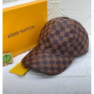 หมวกแบรนด์​ Louis Vuitton