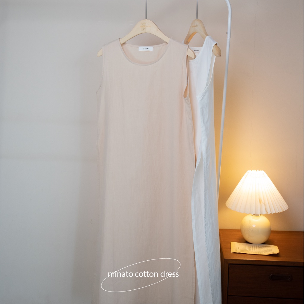 minato-cotton-dress-เดรสยาวผ้าคอตตอน-แขนกุด-ดีเทลผ่าข้าง-มาพร้อมโทนสีที่หยิบแมทช์ง่าย