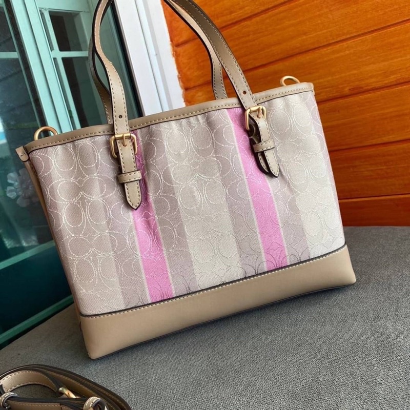 coach-c4250-mollie-25-tote-in-signature-jacquard-with-stripes