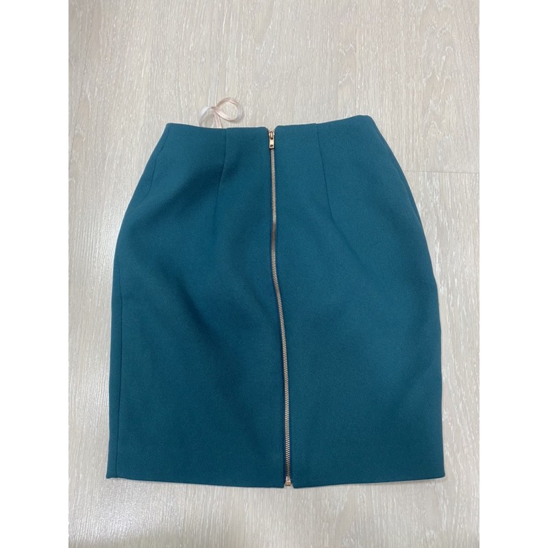 used-like-new-disaya-skirt