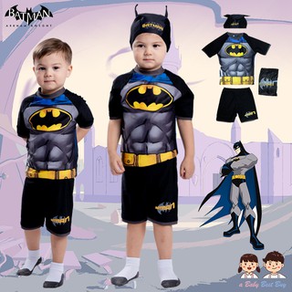 ชุดว่ายน้ำเด็กผู้ชาย Bat man สีดำ เสื้อแขนสั้นกางเกงขาสั้น มาพร้อมหมวกว่ายน้ำและถุงผ้า ของแท้ ลิขสิทธิ์แท้