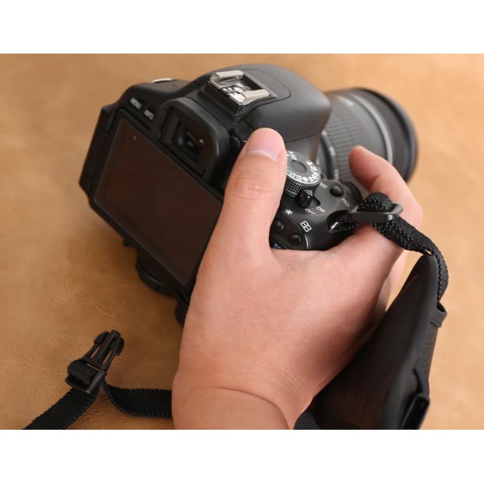 hand-strap-dslr-แบบ-no-logo-สามารถใช้ได้กับกล้อง-ทุกรุ่นทุกยี่ห้อ