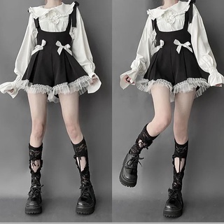 ชุดเอี๊ยมโลลิต้านักเรียนญี่ปุ่น กางเกงขาสั้นขากว้างแต่งแถบตาข่ายแต่งโบว์สุดน่ารัก สาวหวานน่ารัก. สาวเซ็กซี่