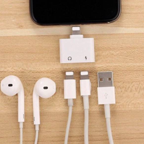 ภาพหน้าปกสินค้าYcable อเดปเตอร์ตัวแปลง IPhone ตัวแปลงเพิ่มช่องเสียบหูฟังและสามารถชาร์ทจแบตไปพร้อมกันได้ จากร้าน newway2020shop บน Shopee