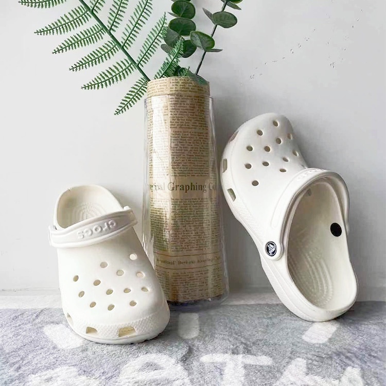 ฟรี-2-jibbitzs-พร้อมส่ง-crocs-แท้-หิ้วนอก-ถูกกว่าshop