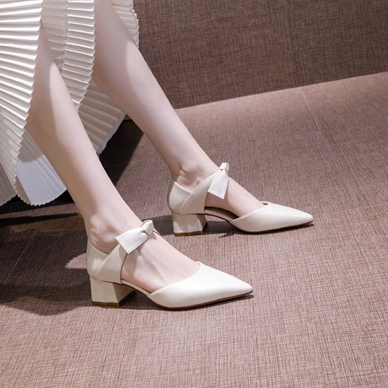 hot-sale-รองเท้าผู้หญิง-2020-ใหม่อินเทรนด์ชี้-toe-กลวงโบว์-5-ซม-รองเท้าส้นสูงนักเรียนหญิงส้นหนาเซ็กซี่แฟชั่นรองเท้