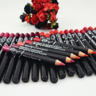 ภาพขนาดย่อของภาพหน้าปกสินค้าลิปดินสอ sivanna lip liner จากร้าน mameawsutthida บน Shopee