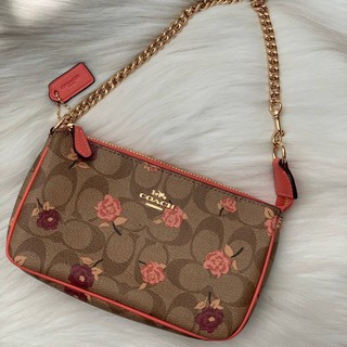 Coach แท้ ✔️ พร้อมส่ง กระเป๋าคล้องมือสายโซ่ | Coach Large Wristlet 19 in Signature Canvas With Tossed Peony Print