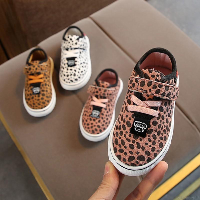 babyzone-รองเท้าผ้าใบลายเสือดาวสำหรับเด็ก