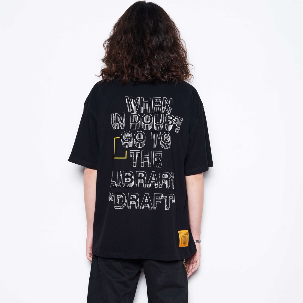 black-draft-oversize-tshirt