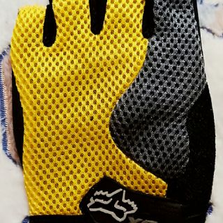 ภาพขนาดย่อของภาพหน้าปกสินค้าถุงมือฟิตเนส ถุงมือยกน้ำหนัก ถุงมือออกกำลังกาย Fitness Glove ถุงมือจักรยาน จากร้าน newfitness บน Shopee ภาพที่ 6