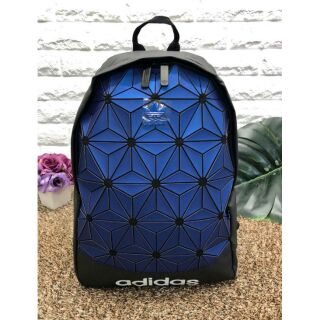 🐣🌿Adidas original 3D backpack🐣กระเป๋าสะพายหลัง วัสดุเนื้อ matte สีน้ำเงิน