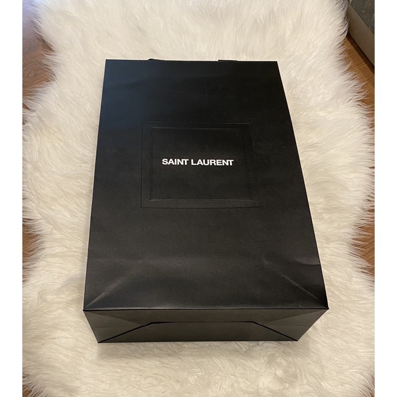 used-yves-saint-laurent-paper-bag-for-shoes-ถุงกระดาษแบรนด์เนม-แท้-ysl-สำหรับใส่รองเท้า-ขนาดใหญ่-สภาพดีมาก-พร้อมส่ง