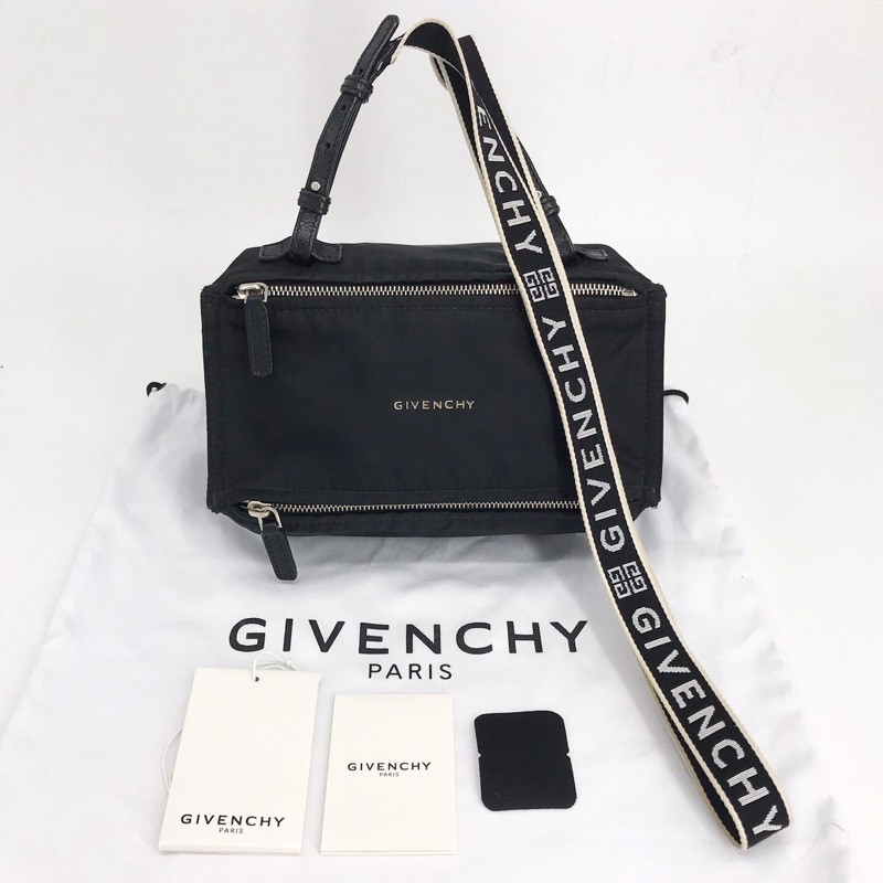 Givenchy pandora outlet logo strap