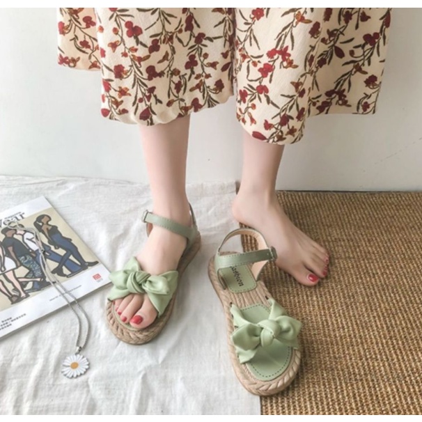 รองเท้าแตะส้นแบนผู้หญิงเวอร์ชั่นเกาหลีไม่เป็นทางการโบว์หวานกันลื่น-ใส่สบายรองเท้าแตะโรมันรองเท้าแตะแฟชั่น