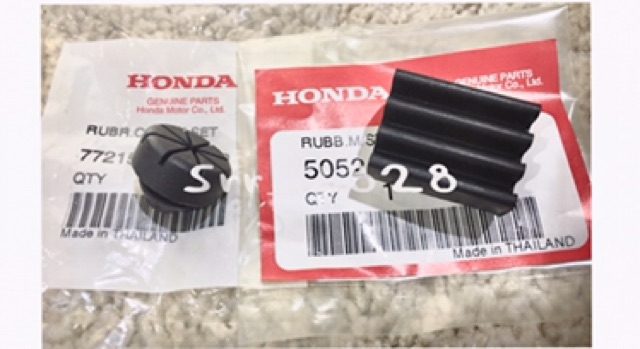 ภาพหน้าปกสินค้าลูกยางรองเบาะ HONDA Msx Sf แดช Sonic PCX ฮอนด้า โนวา Nova CB150R Click 125i คลิก CB150 CB300 ขายแยกขายคู่ แท้ศูนย์ จากร้าน srr_2828 บน Shopee