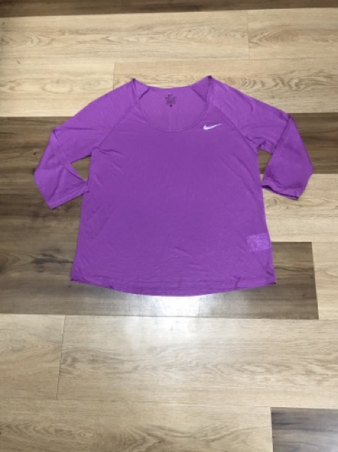 มือ1-เสื้อกีฬา-nike-สีม่วง-dri-fit-ของแท้