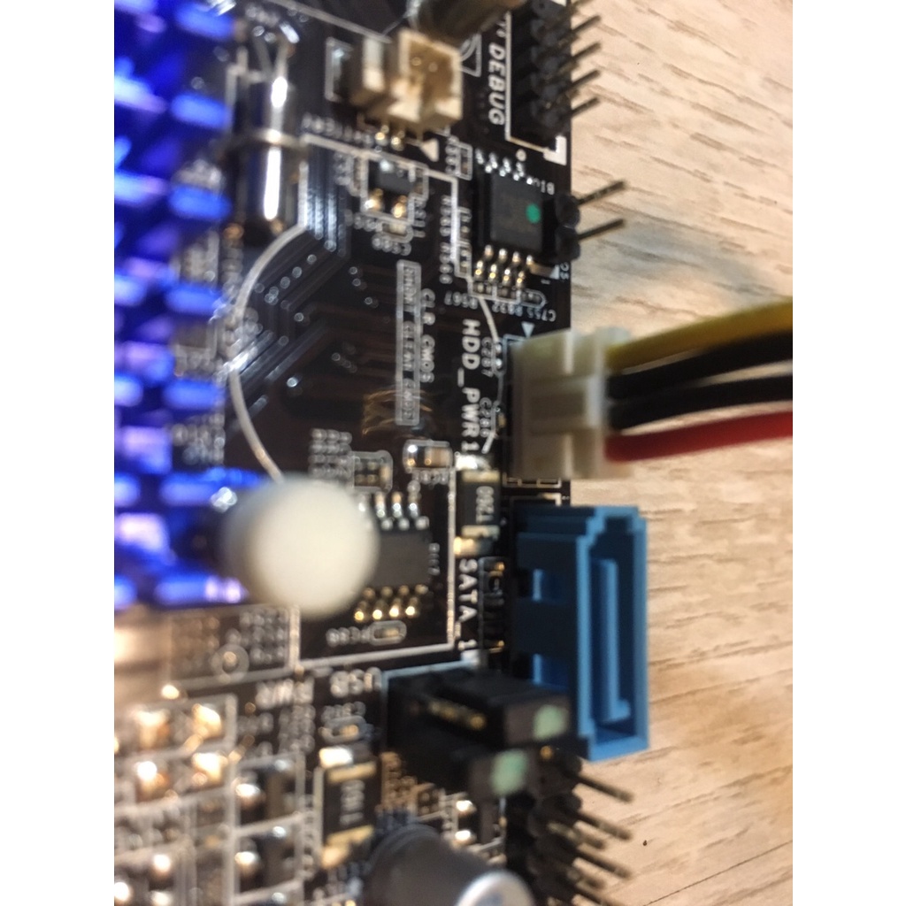 ภาพสินค้าmini 4 pin to sata power สายแปลง 4pin เล็ก แปลงไฟจากเมนบอร์ด ไปเลี้ยง HDD SDD หรืออุปกรณ์ที่รองรับ จากร้าน handson.store บน Shopee ภาพที่ 2