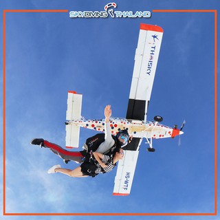 Skydive Pattaya -jump+video+photo -กระโดดร่ม(Gold package)